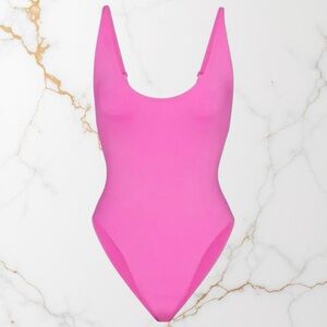 SKIMS Vibrant Swim Scoop Neck One Piece Taffy Pink 4X NWT